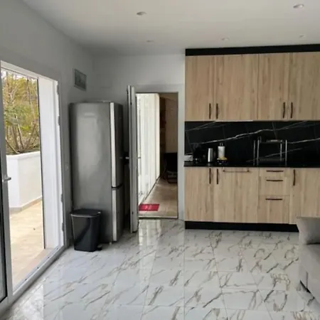 Apartment T2 Climatise + Parking 500 M Plage/centre Lloret de Mar
