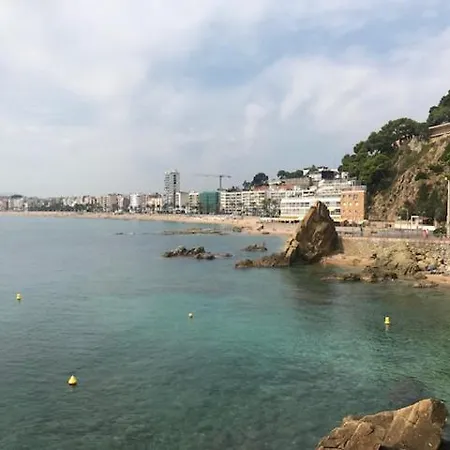 Apartment T2 Climatise + Parking 500 M Plage/centre Lloret de Mar