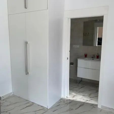 Apartment T2 Climatise + Parking 500 M Plage/centre Lloret de Mar