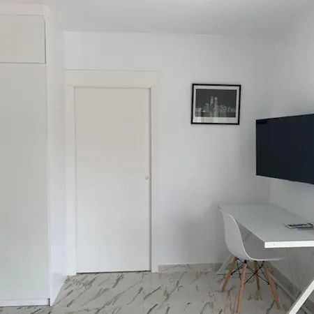 T2 Climatise + Parking 500 M Plage/centre Apartment Lloret de Mar
