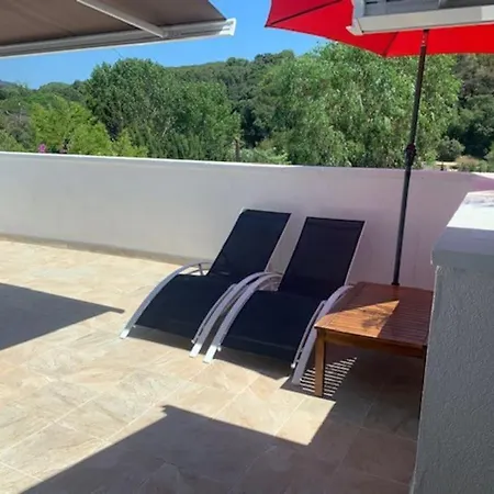 Apartment T2 Climatise + Parking 500 M Plage/centre Lloret de Mar