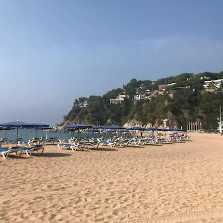 T2 Climatise + Parking 500 M Plage/centre Apartamento Lloret de Mar